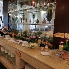 山泉湾温泉酒店·四季西餐厅·烤全羊·烧烤宵夜 User Photo