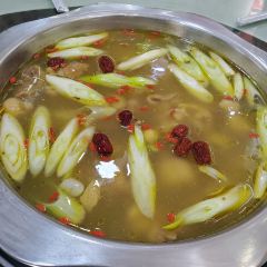 Mom's Restaurant 여행 사진