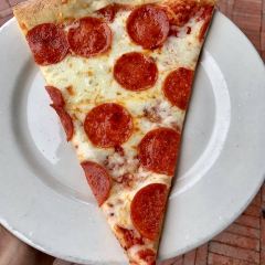 Luigi's Pizzeria of Mineola 여행 사진
