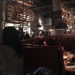 Burger & Lobster User Photo