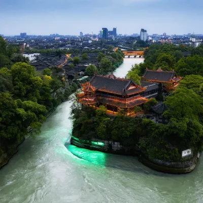 Các khách sạn gần Dujiangyan Sports Center