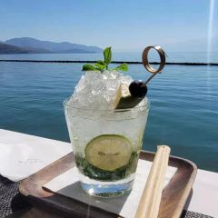 White House Restaurant & Bar 여행 사진