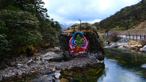 釜山⇒康定 飛行機