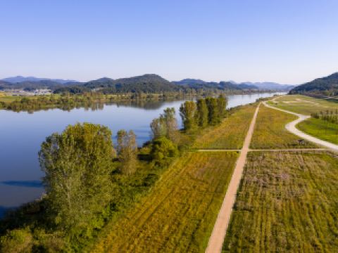 台北福佑宮附近酒店