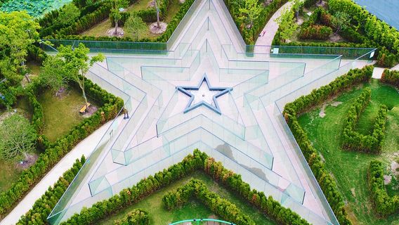 Dream Labyrinth