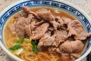 鮮牛肉面