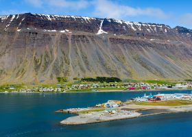 Hin- und Rückflüge nach Ísafjörður