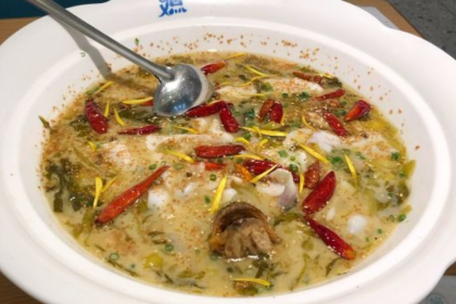 膜拜鲈渔酸菜鱼(廉江店)