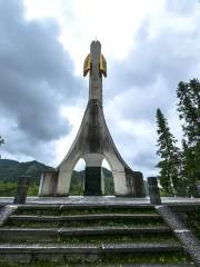 Pianmazhen People Yingxiong Kangzhan Monument