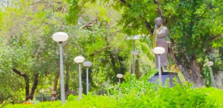 챈드래쉬하르 아자드 공원