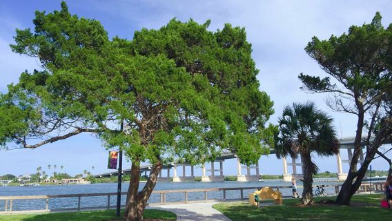 Riverside Park
