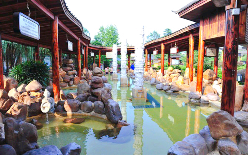 루산 톈무 온천 티켓 할인, 운영 시간, 후기 [2025년] | Trip.com