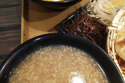 久来久香城隍庙肉火烧