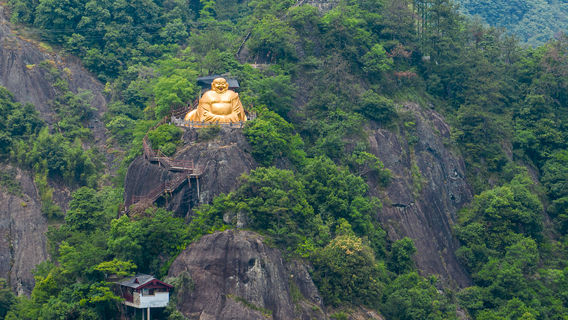 Jiangnanxuankong Temple