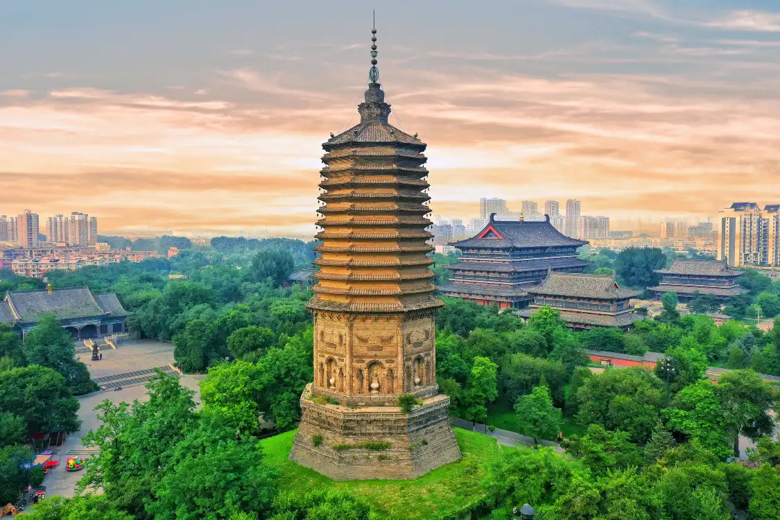 Hotels near Liaoyang White Pagoda