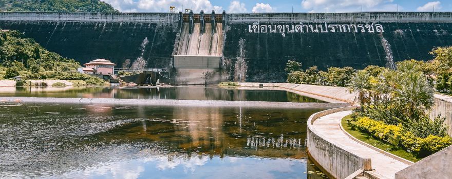 เขื่อนขุนด่านปราการชล