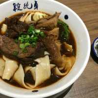正宗台灣牛肉麵