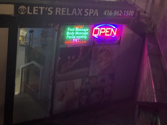 รีวิวที่เที่ยวโตรอนโต Happy Foot Spa คู่มือท่องเที่ยวจาก