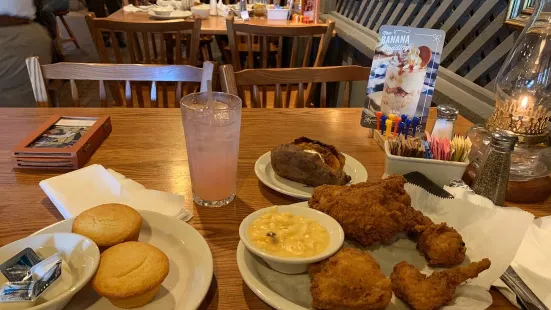 Cracker Barrel Old Country Store