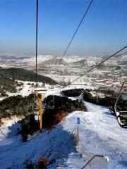 千山温泉滑雪場