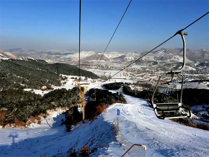 千山滑雪場