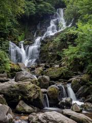 Hongkan Waterfall