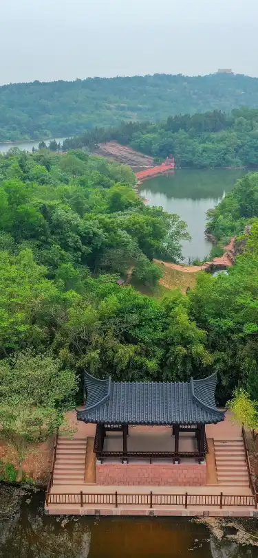 โรงแรมShellในซินยี่