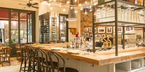 Cafe & Rotisserie LA COCORICO Urawa