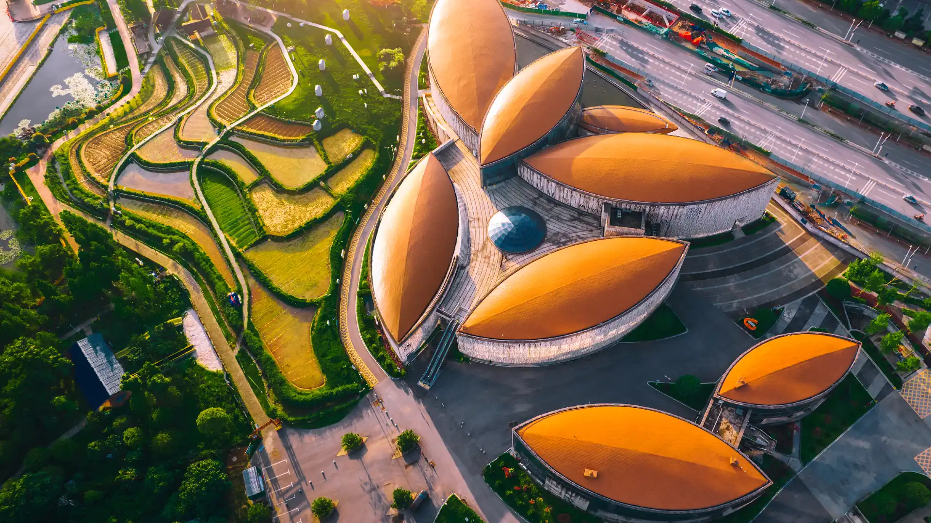 Hotels near Longping Rice Museum