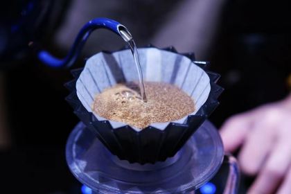 半野COFFEE·轻食(白云台店)