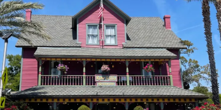 Rose Villa Southern Table & Bar