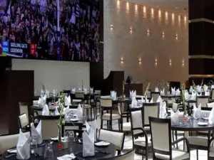 Oasis Restaurant - Holiday Inn Riyadh - Meydan