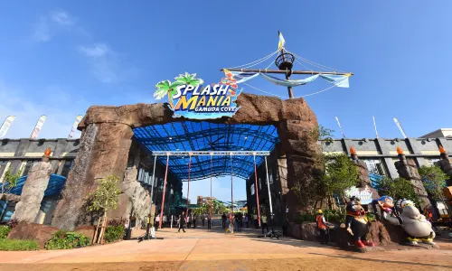 SplashMania WaterPark