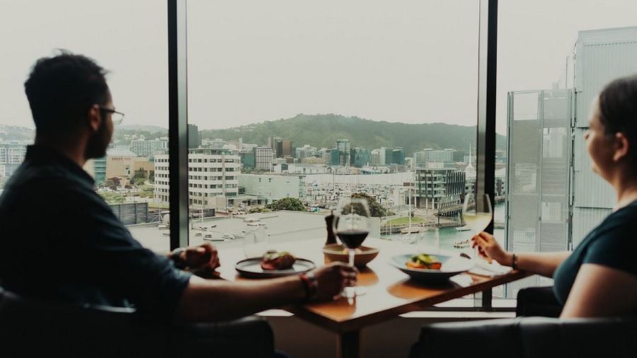 One80o Restaurant & Lounge Bar