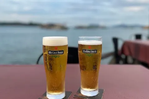 Shamrock Irish Bar KK Waterfront