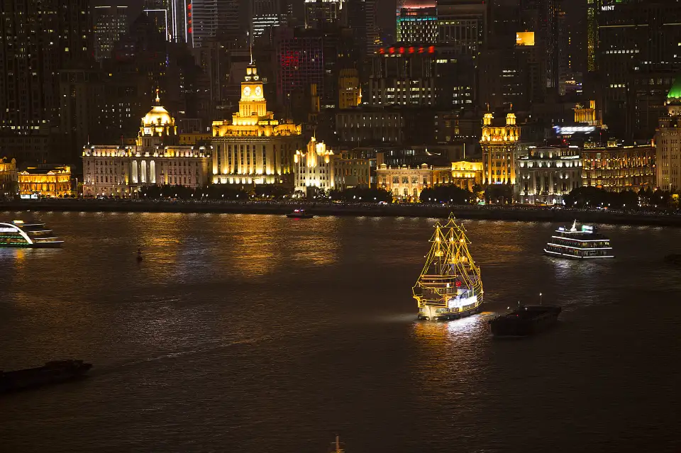 2_The Huangpu River Cruise