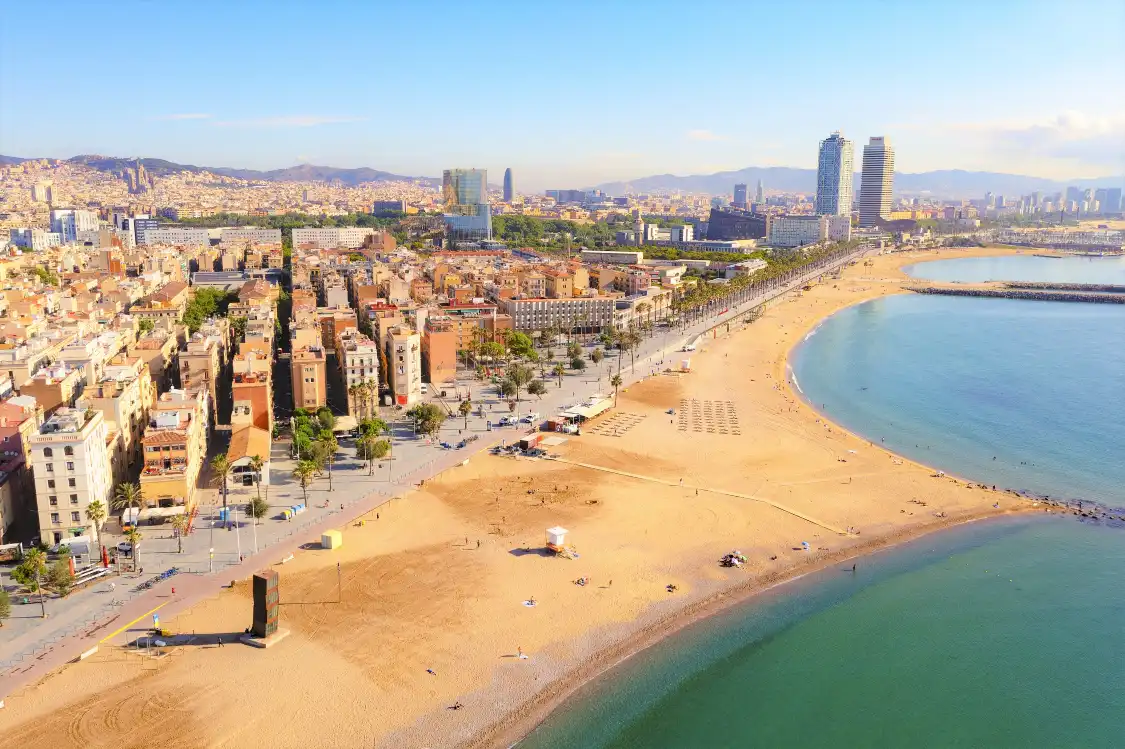 Các khách sạn gần Barceloneta Beach