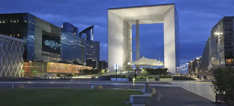 Hotels near La Defense Station