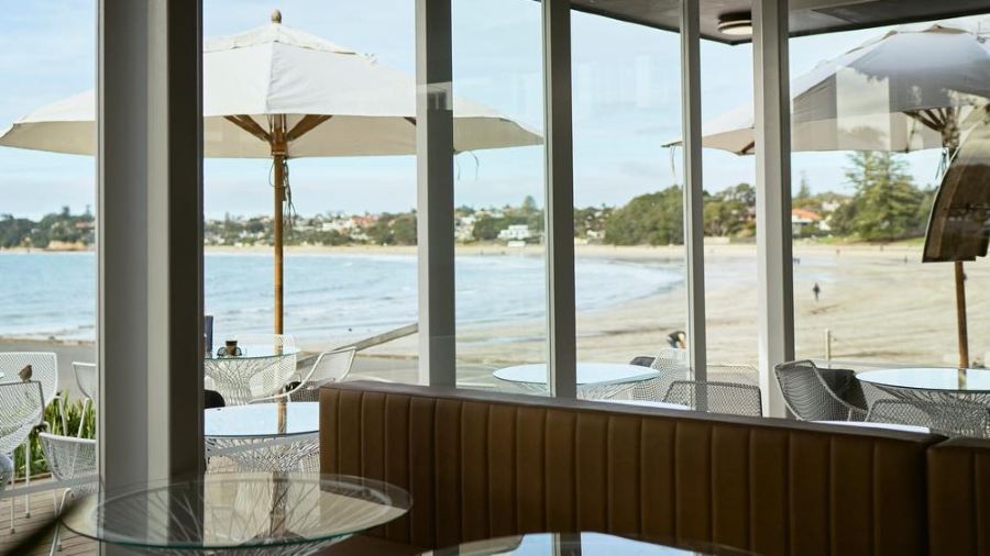 TAKAPUNA BEACH CAFE & STORE