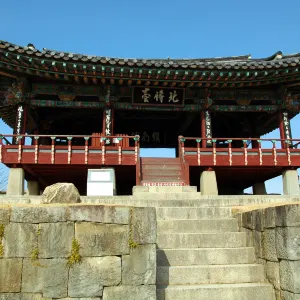 晋州城