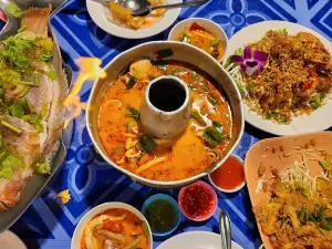 Family Thai Food & Seafood