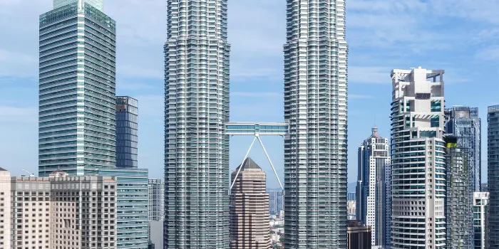 Petronas Twin Towers image 2