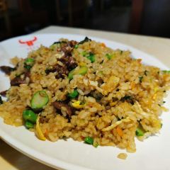 JIN NIAN NIU SHI CHAO SHAN YUAN WEI NIU ROU HUO GUO BAO SHAN DIAN User Photo