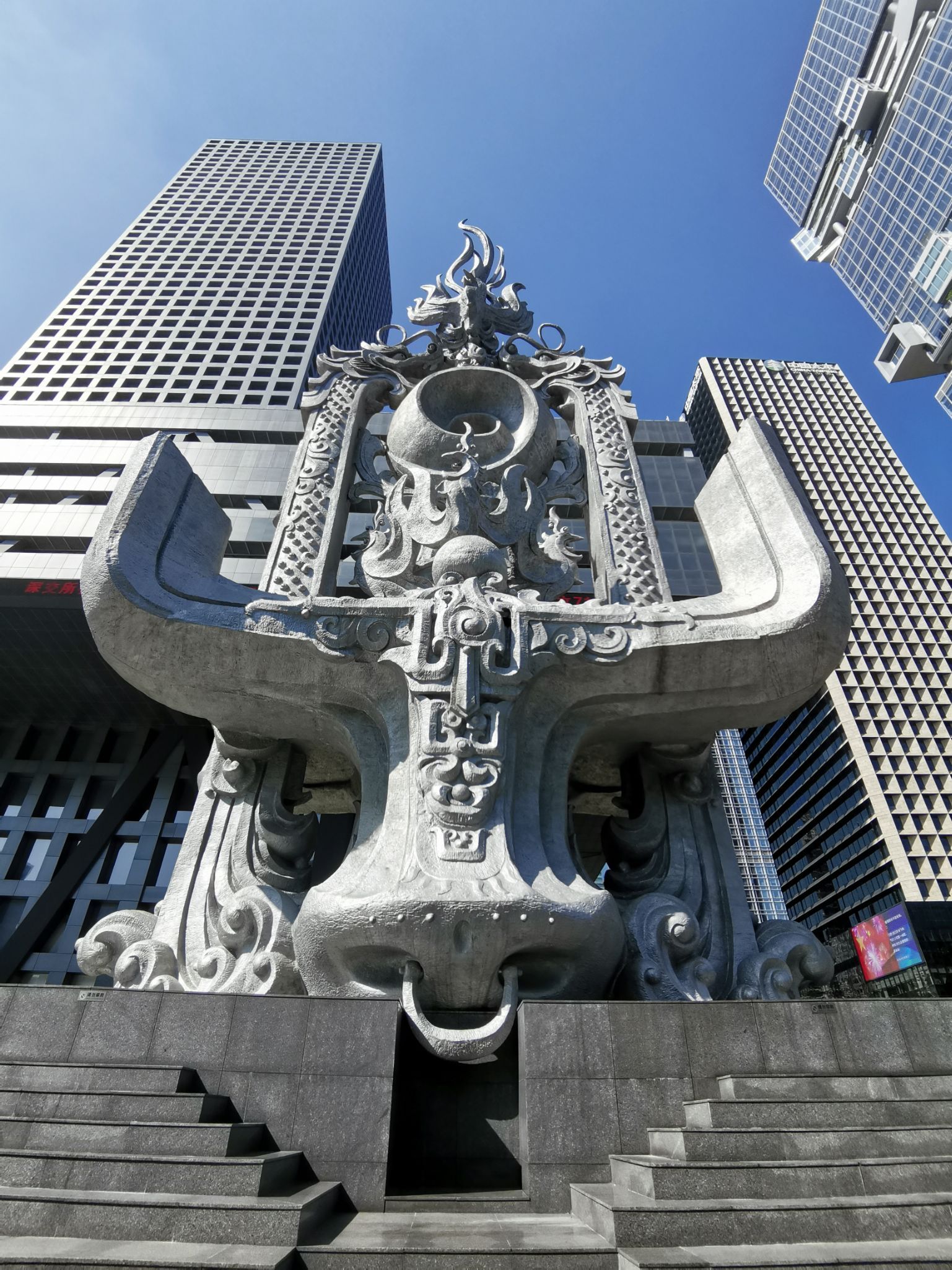 深セン 深セン証券取引所広場 彫刻群 評判 案内 トリップドットコム