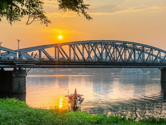 Trang Tien Bridge