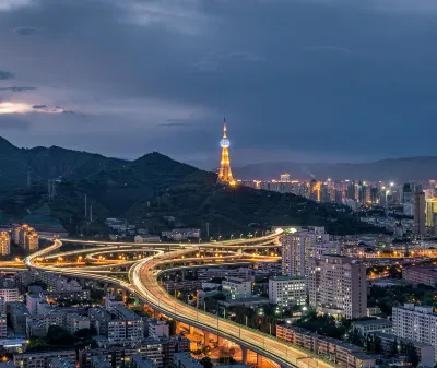 Отели рядом с достопримечательностью «Jingcui Ecological Park»