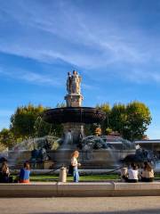 Place de I'hotel de Ville