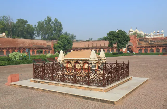 Hotel Ramah hewan peliharaan di Agra