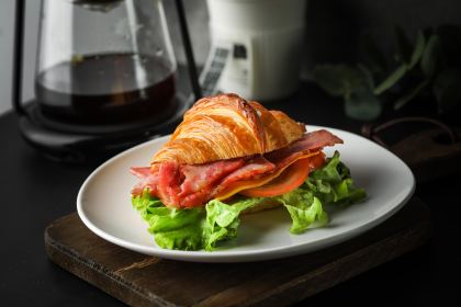 NOA Hotel Xiamen DECK COFFEE&TAPROOM