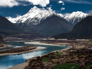Direct flight from Chengdu to Lhasa tickets